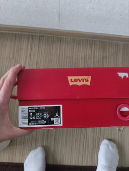 Air jordan 4 - 5