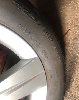 Alu kola Mercedes 5x112 r17 7j et56 pneu 225/55/17 - 5
