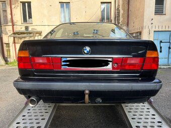 Bmw e34 komplet na dily - 5