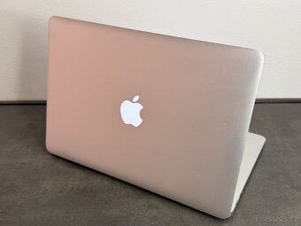 Macbook Air 13'' 2017 / i5 / 8GB / 128GB SSD / DPH - 5