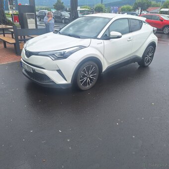Prodám Toyotu CH-R r.v.2017 - 5