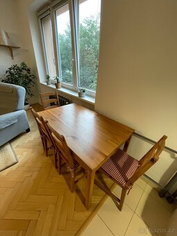 Jídelní stůl a 4 židle - 5