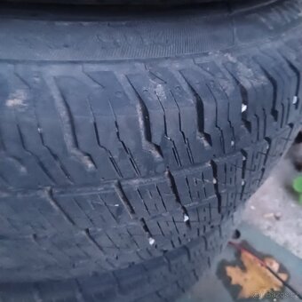 Kola Volkswagen T5 - 5