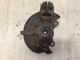 VW GOLF 5 2003-2008 - PŘEDNÍ TĚHLICE VĚTŠÍ - 5