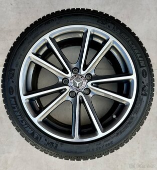 Zimní sada Mercedes R18 z Mercedes Cls w257 245/45 - 5