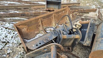 Pásový bagr KOBELCO SK85 MSR7 - 5