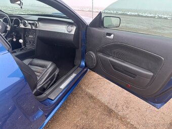 Ford Mustang GT 4.6 V8 - 5