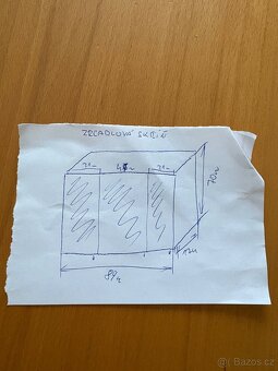 Skříňka se zrcadlem - 5