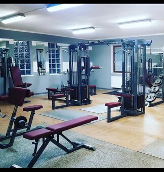 Prodej sportovního komplexu s posilovnou a squashem 590 m2 - 5