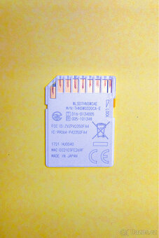 TOSHIBA FlashAir W-04 SD 32GB Wireless LAN - 5