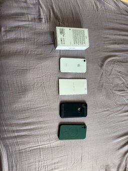 Apple XR - 5