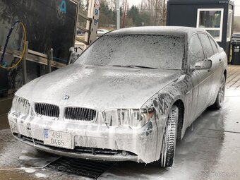 BMW 745i e65 2004 333koní - 5