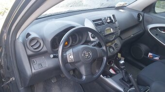 Toyota Rav 4 - 5