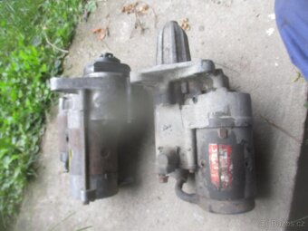díly motoru D4BH a starter Kia Pregio - 5
