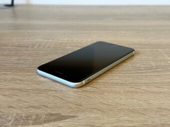 iPhone SE 2020 64 GB BÍLÝ, TOP - 5