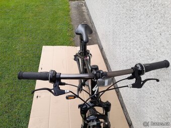 Alu horské kolo Specialized 24" - 5