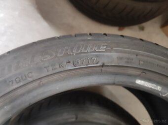 215/40 R17 Bridgestone 87V letní - 5