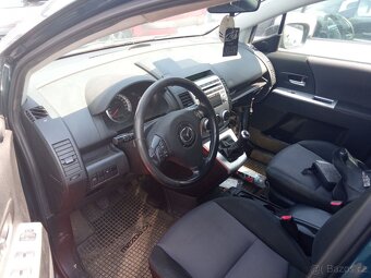 Mazda 5 - 5