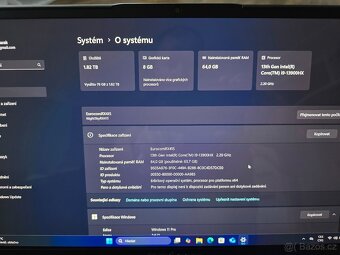 P: Výkonný notebook Eurocom RX415 i9-13900HX, NVIDIA RTX4070 - 5