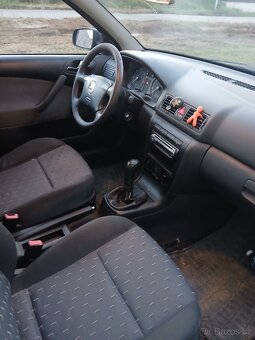 Skoda Octavi 1.9 Tour - 5