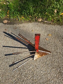 Prodám nářadí na kultivátor Mountfield - 5