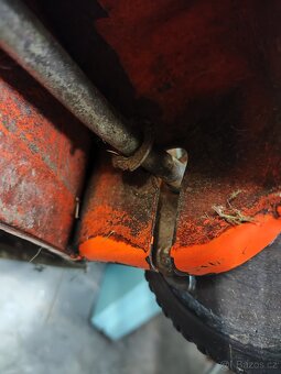 Sekačka s pojezdem - 5