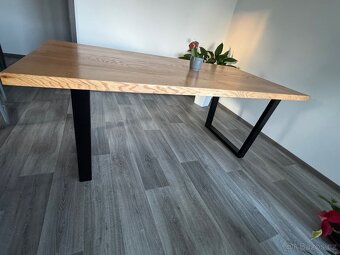 Jídelní stůl z masivu - 5