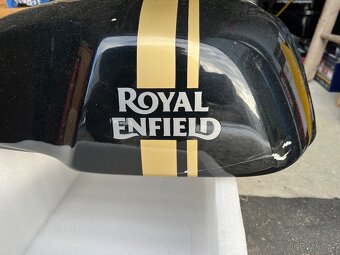 Royal Enfield-nádrž - 5