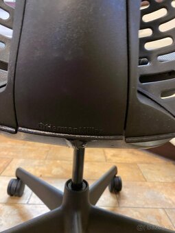 Herman Miller Mirra kancelářská židle - 5