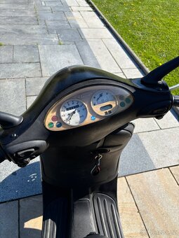 Vespa ET2 - 5