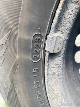 Zimní sada kol 195/65 r15. 5x112 Octavia, golf - 5