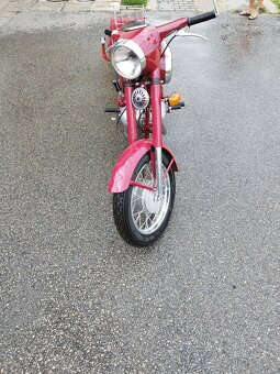 Jawa 250/592 - 5