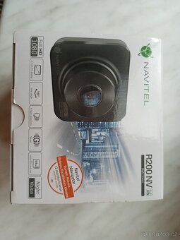 Prodám novou kameru do auta Navitel R200NV - 5