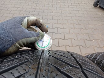 255/50/19 zimní pneu goodyear runflat - 5