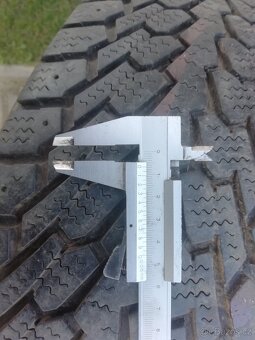 zimní 215/70 R15, 5x114,3 - 5