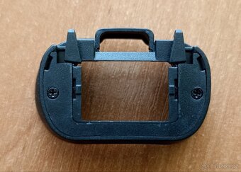 Očnice pro fotoaparáty Sony - 5