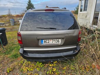 Chrysler grand voyager - 5