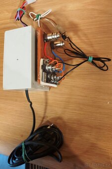 Síťový transformátor 230V~/ 15V~, 2x9V~ nebo 18V~ - 5