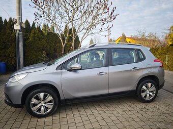 Peugeot 2008 1.2i benzín - 5