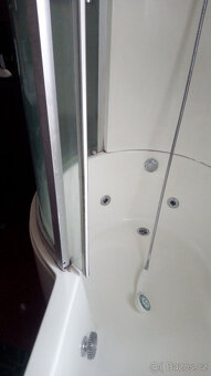 Sprchový box / vana - 5