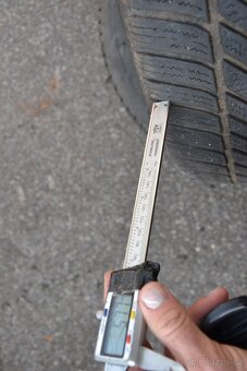 2ks zimní pneu Hankook 285/45/20 112V - 5