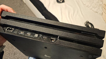 Sony Playstation 4 Pro 1TB + joypad - 5