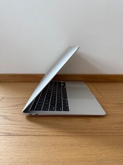 APPLE MACBOOK AIR 13” 2020 i3/256GB/8GB - 5