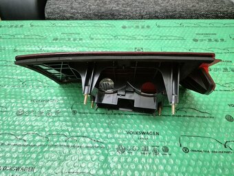 pravé vnitřní světlo kouřové (zatmavené) Seat Toledo 1L09451 - 5