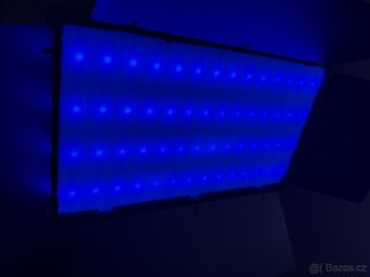 RGB LED panel Redhead 950 + stativ. Záruka - 5