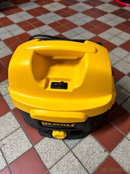 Set Dewalt aku vrtačka s příklepem + aku vysavač - 5