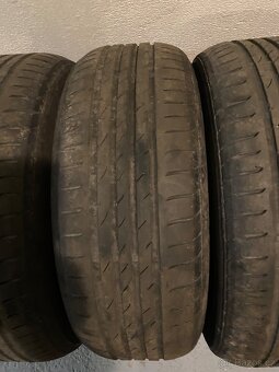215/60R16 - 5