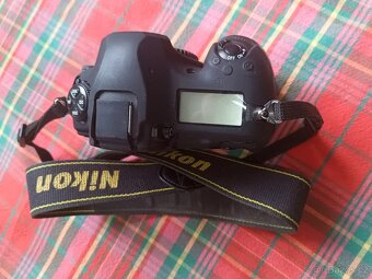Nikon D 850 - legenda za hubičku - 5