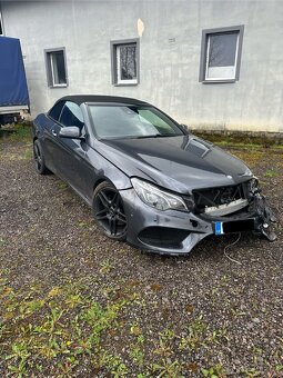 Havarovaný mercedes benz E300 2014 cabrio AMG paket - 5