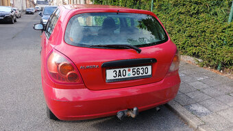 Almera 1.5i 2003 - 5